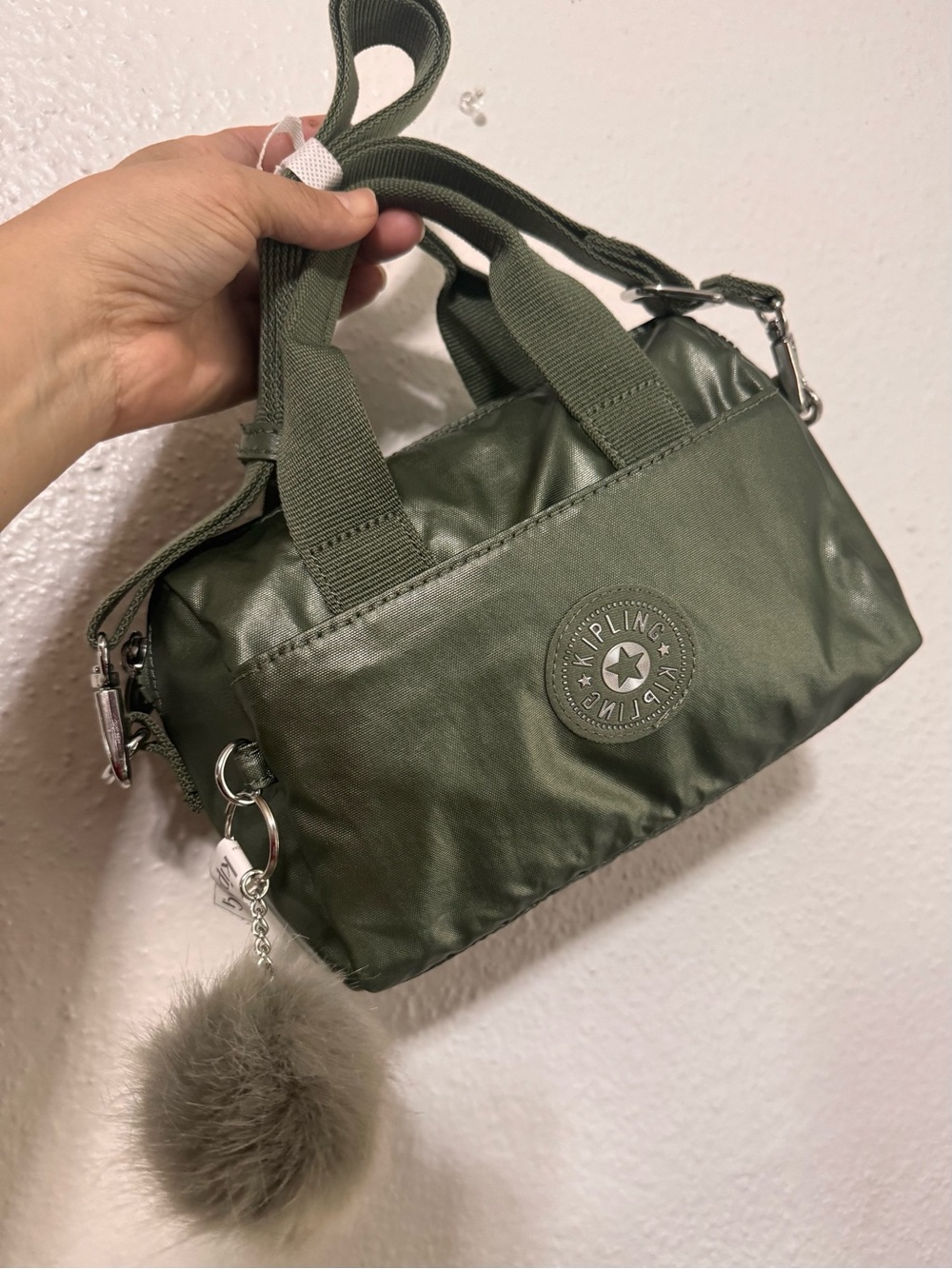 Kipling Small odette Olive Green Bag with Pom Keychain - Picture 13 of 13